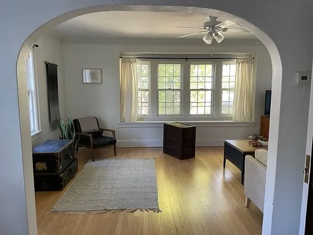 1831 E Marion St #1831 — Photo 3