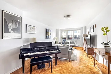 340 East 80th Street, #21J