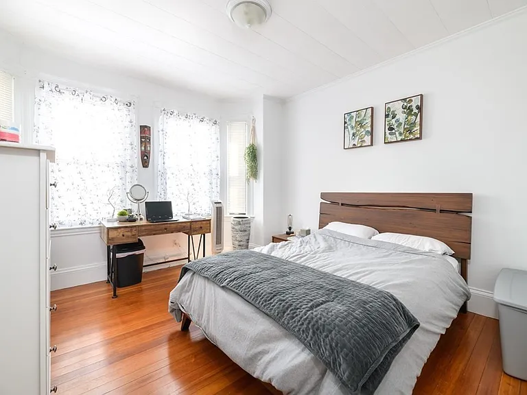 56 Walnut St #2 — Photo 12