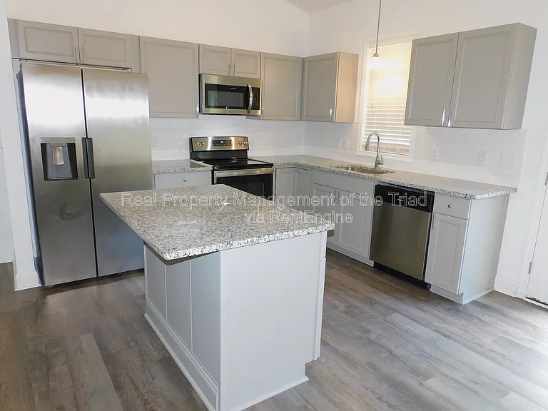 3773 Hinshaw Country Rd — Photo 5