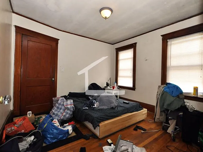 20 Lyne Rd — Photo 7