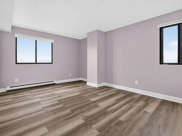 2353 Massachusetts Ave APT 51, Cambridge, MA 02140