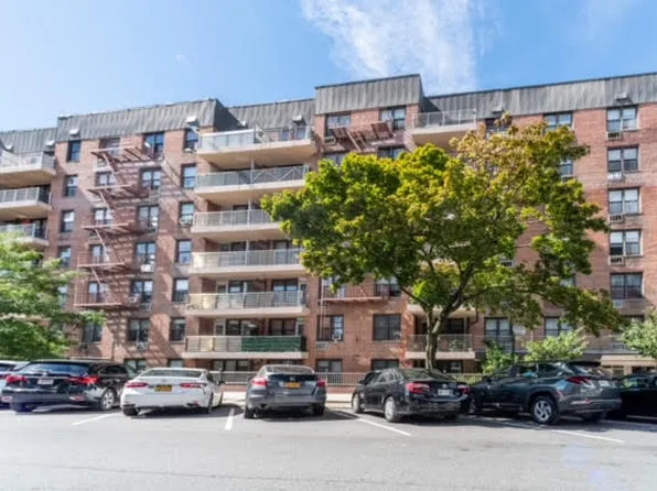 2800 Coyle Street image 1 of 13