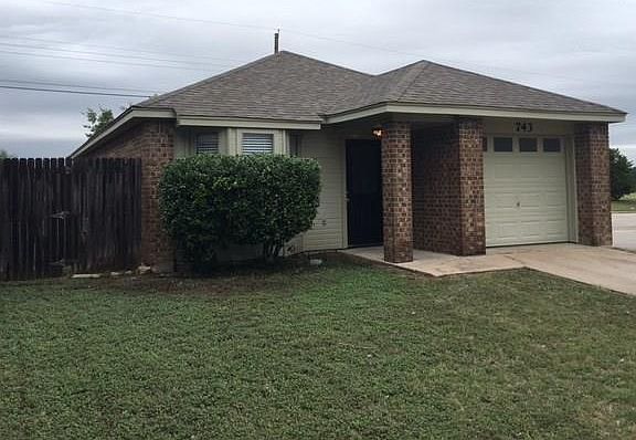 2nd image of 743 Fairwood Pl