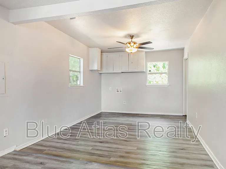 5633 Ramey Ave — Photo 6