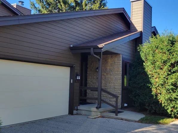 6 Loon Ln, Madison, WI 53717