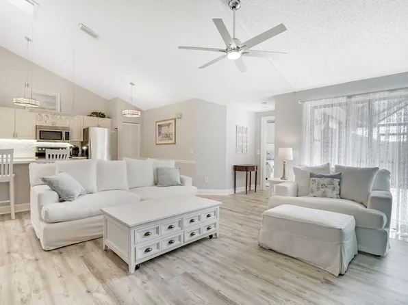 5685 Golden Eagle Circle, Palm Beach Gardens, FL 33418