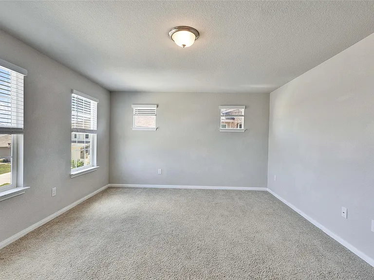 13923 Macquarie Dr — Photo 26