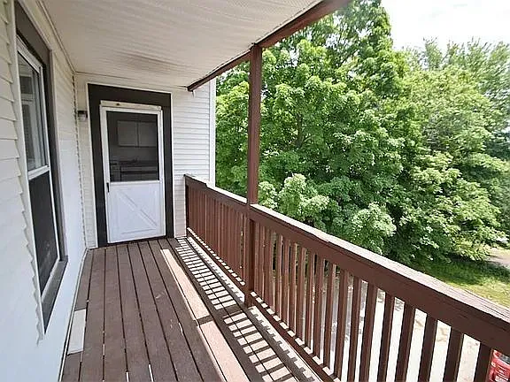 61 Mount Vernon St #2 — Photo 4