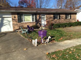 703 Ash St, Greenville, IL 62246