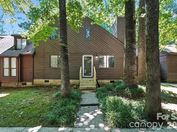 11231 E W T Harris Blvd, Charlotte, NC 28212