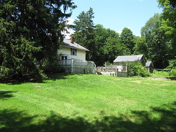 3rd image of 7024 Douglas Ave