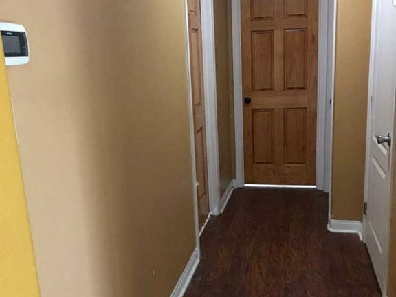 5th image of 8012 Fernwood Ave