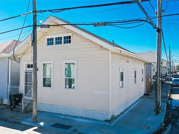 2nd image of 2136 Toledano St