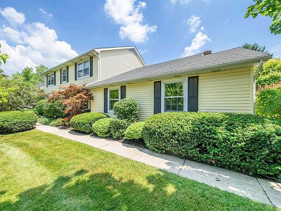 5th image of 1220 Fairmount Dr