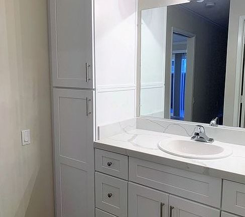 One Bed Vanity