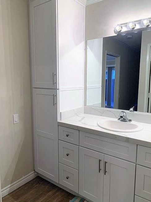 One Bed Vanity