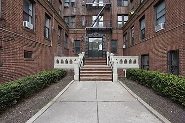 Rented by Bruma Realty LLC