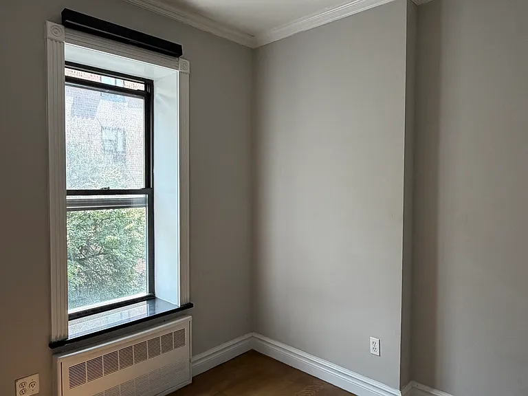 200 Stanton St #4 — Photo 5