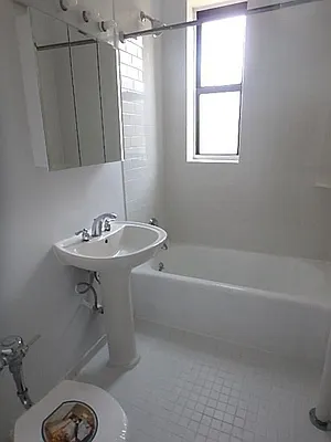 Rented by Level Group | media 4