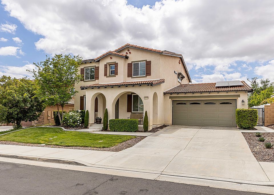 2nd image of 42579 Garcia Way