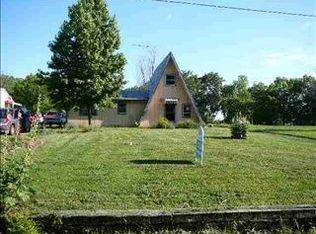 9543 E Quail Run Rd, Ozawkie, KS 66070