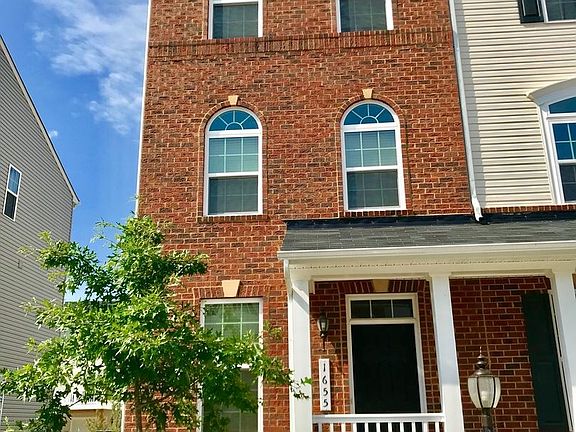 4th image of 1655 Dorothy Ln