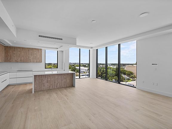5th image of 305 Briny Avenue #506