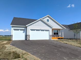 2878 Ivy Ave NE, Saint Michael, MN 55376