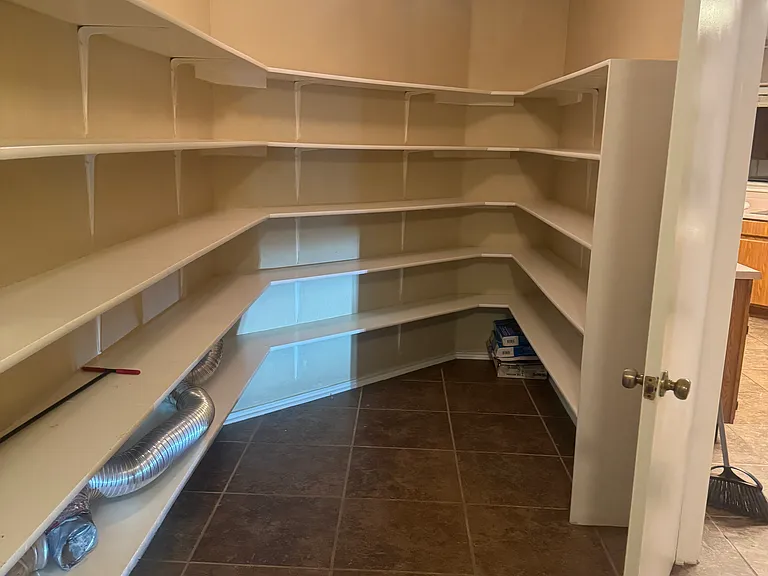 6473 Beech Trail Dr — Photo 13