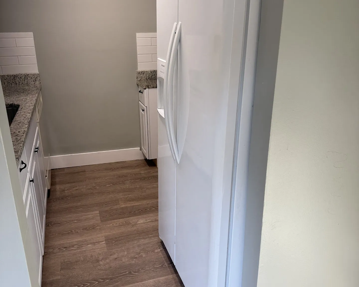 2 bed, 1000 sqft, $1,000 — Photo 4