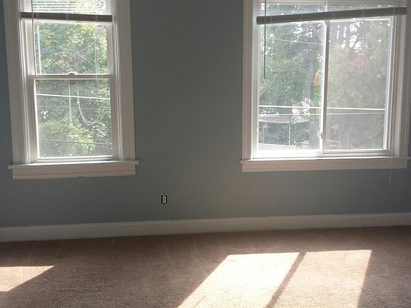 3rd image of 7 Cherry St #2