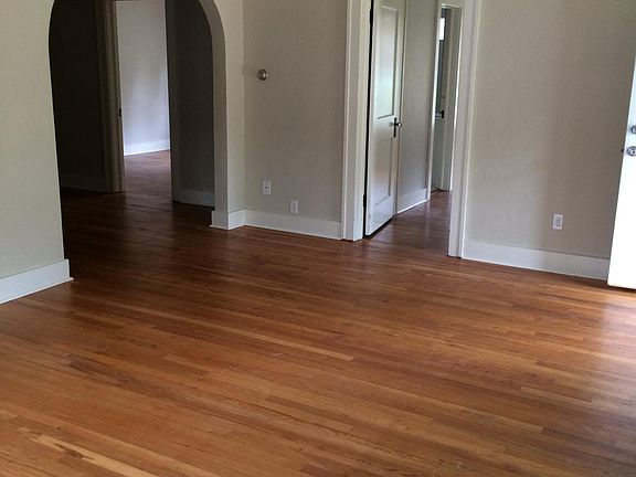 5th image of 521 S 10th St
