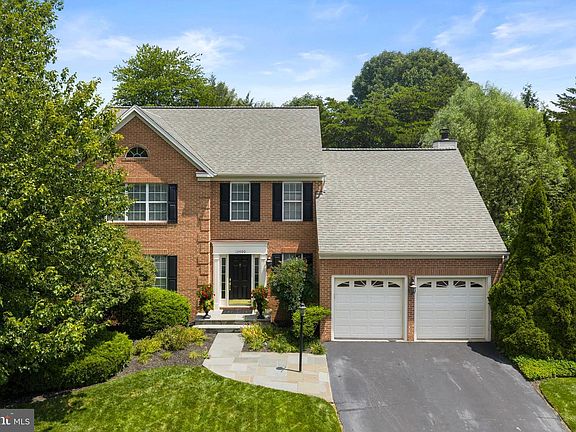 2nd image of 13400 Hudson Pl