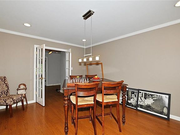 3rd image of 7335 Lions Head Dr APT C