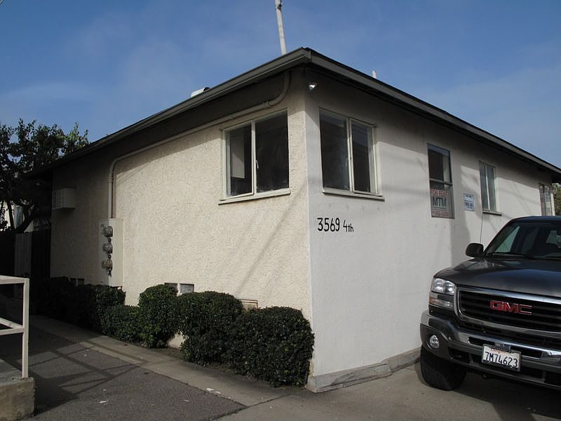 1st image of 3569 4th Ave