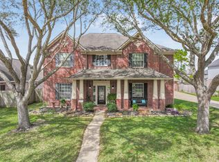 2835 Fairway Dr, Friendswood, TX 77546