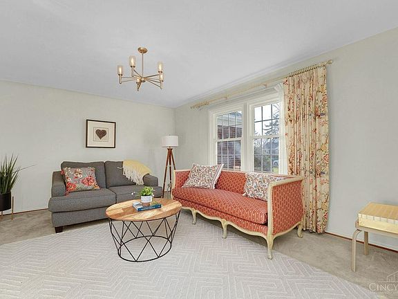 5th image of 1226 Balmoral Dr