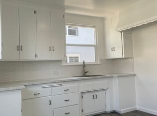 5227 Corteen Pl APT 1, Valley Village, CA 91607