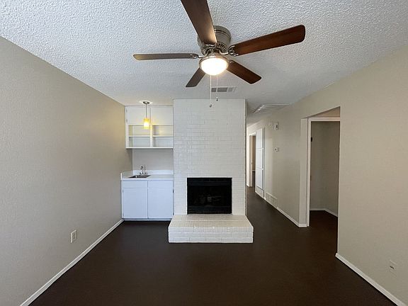 2nd image of 2508 Lido Ln