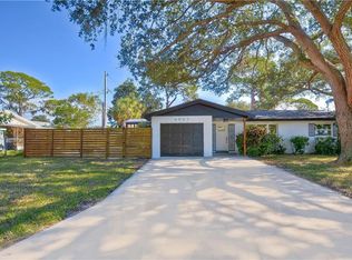 4901 Huntington St NE, Saint Petersburg, FL 33703