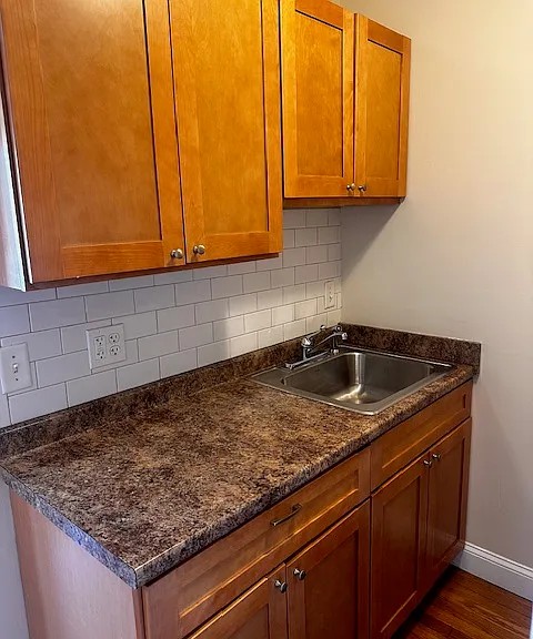 483 Newport Ave #2 — Photo 8