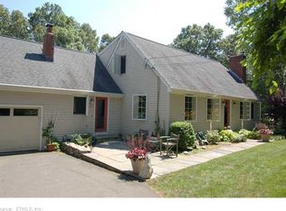 8 Pine Wood Rd, Branford, CT 06405