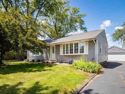 6119 W Fairview Rd, Peoria, IL, 61607