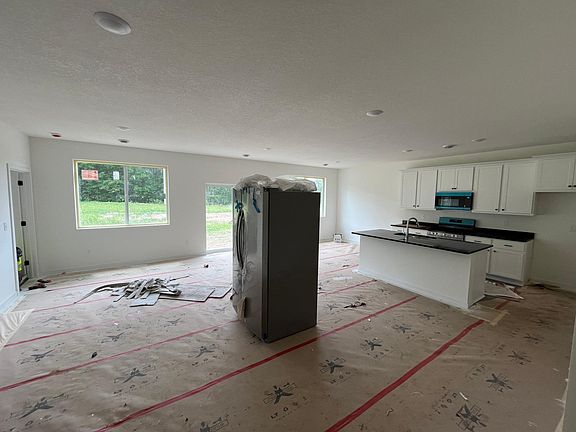 5th image of 20929 Woods Edge Ct