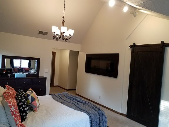 Electric fireplace, barn doo