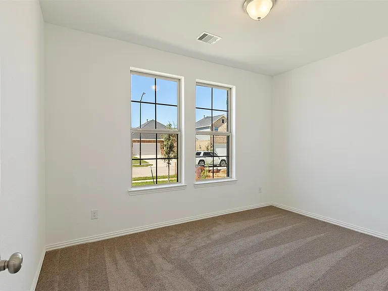 8003 Chukka Dr — Photo 7