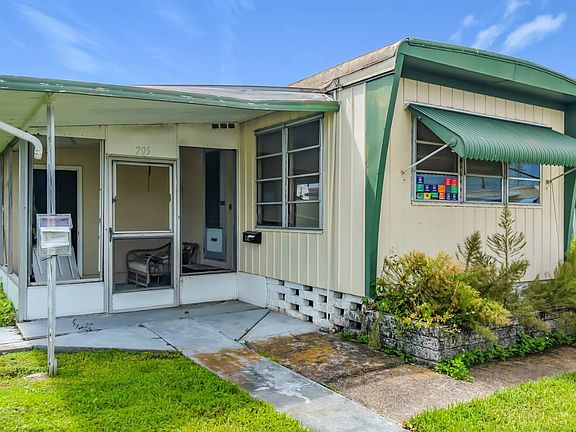 5th image of 2580 Nursery Rd #205