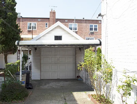 Sold by Fillmore | media 1