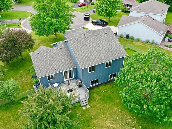 3rd image of 536 20th Ave N